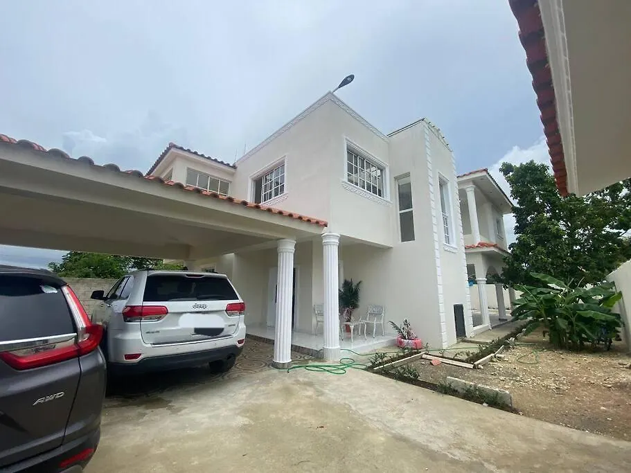 Holiday home Villa Familiar Con Piscina Cerca Av Ecologica La Urena Dominican Republic